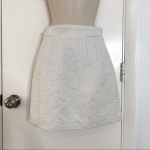 Foral skirt knee length H&M beige silver size 4